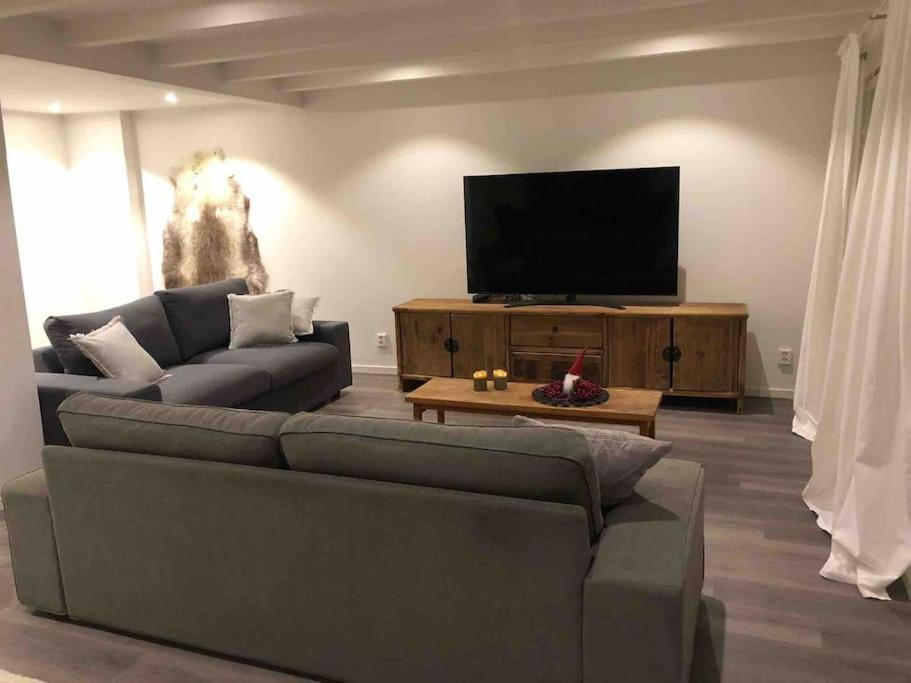 Апартаменты Stella Lapponia Two Floors 200 Sqm Рованиеми Экстерьер фото